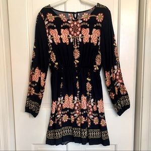 Floral motif print long-sleeved minidress